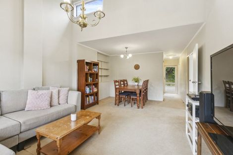 Photo of property in 107a Churton Drive, Churton Park, Wellington, 6037