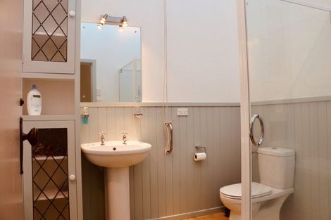 Photo of property in 211 The Parade, Island Bay, Wellington, 6023