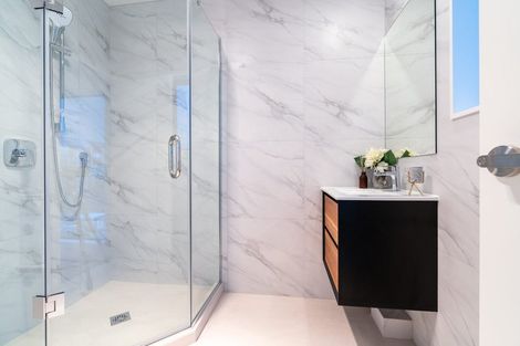 Photo of property in 8 Papai Lane, Massey, Auckland, 0614