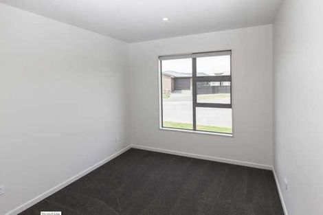 Photo of property in 10 Ciaran Close, Broomfield, Christchurch, 8042