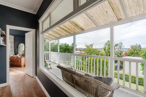 Photo of property in 114 Tuhikaramea Road, Dinsdale, Hamilton, 3204