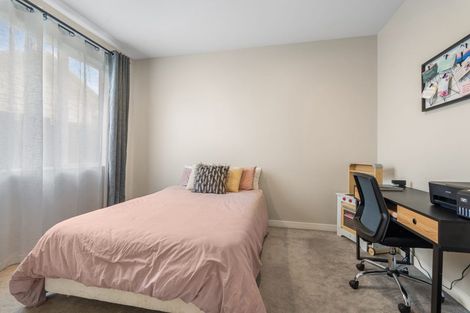 Photo of property in 18 Kahika Grove, Huapai, Kumeu, 0810