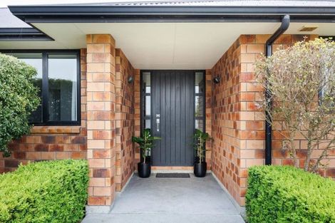Photo of property in 22 Pegasus Place, Kelvin Grove, Palmerston North, 4414