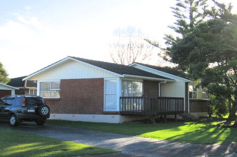 Photo of property in 2 Hatton Road, Orewa, 0931