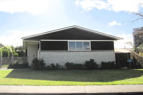 Photo of property in 15 Kent Terrace, Taradale, Napier, 4112