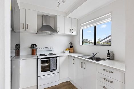 Photo of property in 1/13 Matipo Road, Te Atatu Peninsula, Auckland, 0610