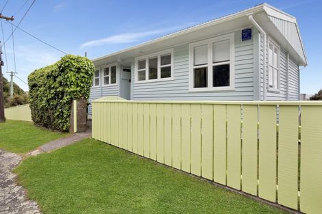 Photo of property in 3 Voltaire Street, Karori, Wellington, 6012