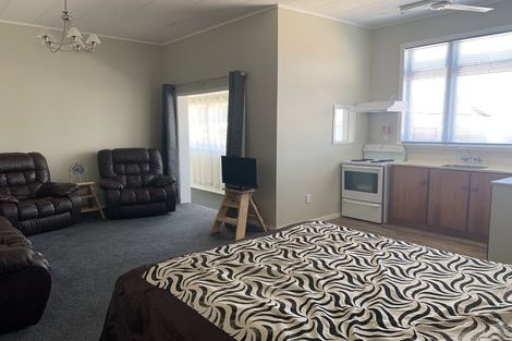Photo of property in 89-89a Pah Street, Motueka, 7120