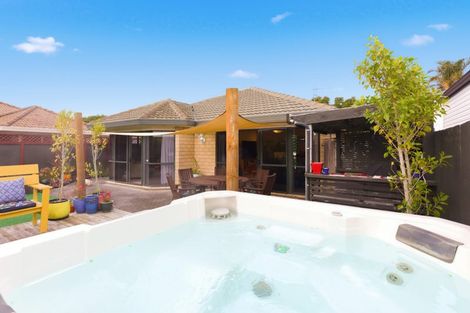 Photo of property in 35 Ocean Crest, Papamoa Beach, Papamoa, 3118
