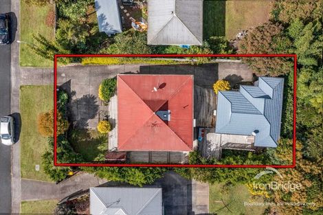 Photo of property in 71 Kemp Road, Massey, Auckland, 0614