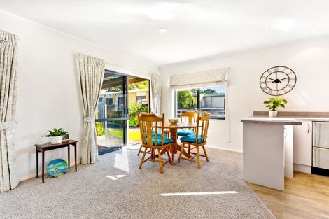 Photo of property in 8 Elizabeth Street, Orewa, 0931
