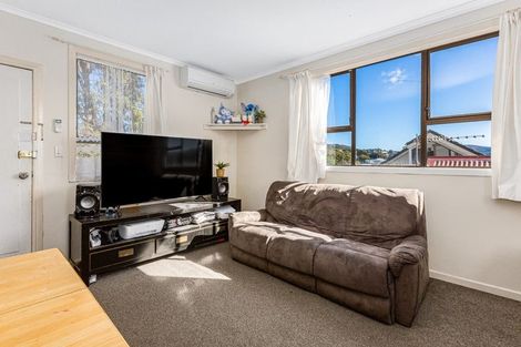 Photo of property in 81 Northland Road, Northland, Wellington, 6012