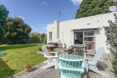 Photo of property in 2 Sanders Avenue, Marewa, Napier, 4110