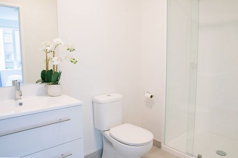 Photo of property in 6/245 Hobsonville Point Road, Hobsonville, Auckland, 0616