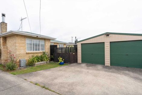Photo of property in 12 Poaka Avenue, Dinsdale, Hamilton, 3204