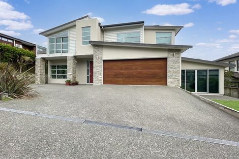 Photo of property in 74 Amesbury Drive, Churton Park, Wellington, 6037