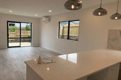 Photo of property in 111 Tiriwa Drive, Massey, Auckland, 0614