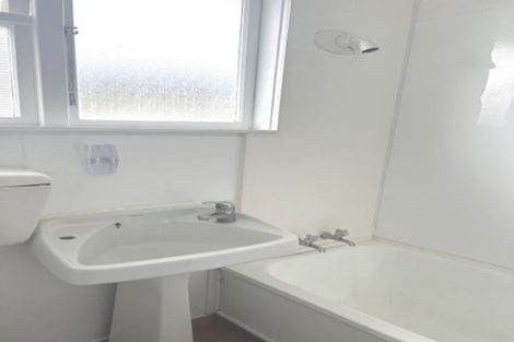 Photo of property in 388-390 George Street, Stokes Valley, Lower Hutt, 5019