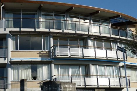 Photo of property in 74 Nairn Street, Mount Cook, Wellington, 6011