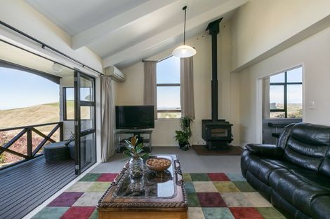 Photo of property in 140 Seafield Road, Eskdale, Napier, 4182