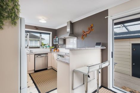 Photo of property in 638 Te Atatu Road, Te Atatu Peninsula, Auckland, 0610