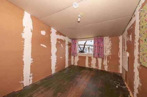 Photo of property in 9 Forbes Street, Westport, 7825