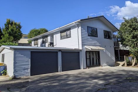 Photo of property in 1/6 Makora Road, Massey, Auckland, 0614