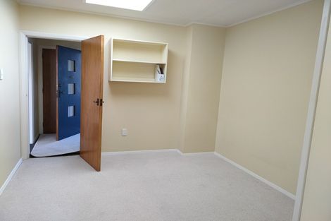 Photo of property in 17 Birdwood Road, Waterloo, Lower Hutt, 5011