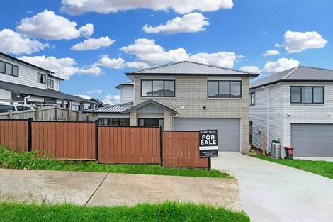Photo of property in 17 Nola Dawn Avenue, Papakura, 2110