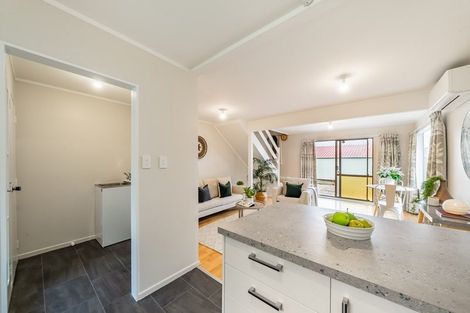 Photo of property in 4/396 Cambridge Terrace, Naenae, Lower Hutt, 5011
