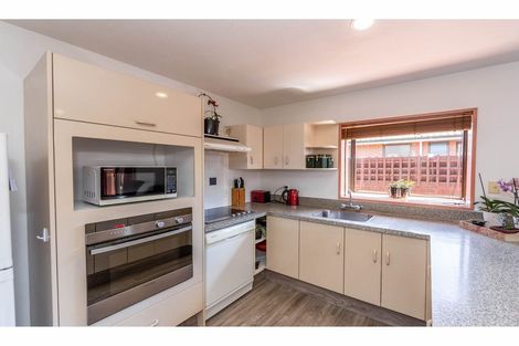 Photo of property in 17 Wiremu Street, Redwood, Christchurch, 8051