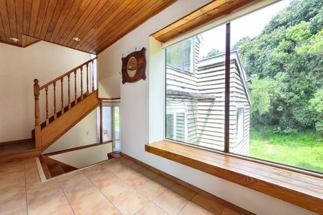 Photo of property in 1 Maramanui Way, Karaka Bays, Wellington, 6022