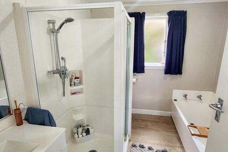 Photo of property in 66 Avondale Road, Taradale, Napier, 4112