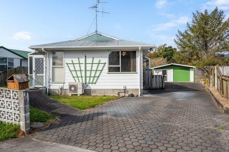 Photo of property in 30 Arawhata Road, Paraparaumu, 5032