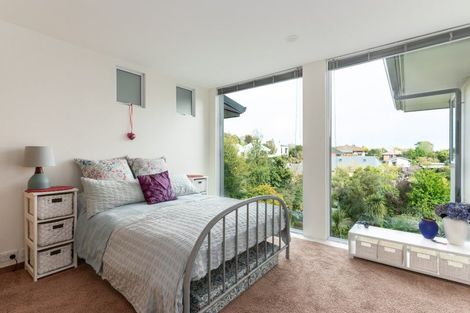 Photo of property in 9 Pembridge Lane, Westmorland, Christchurch, 8025