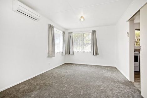 Photo of property in 36 Fantame Street, Cannons Creek, Porirua, 5024