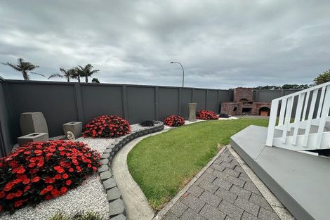 Photo of property in 49 Glamis Avenue, Bell Block, New Plymouth, 4312