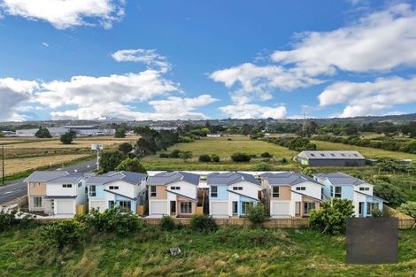 Photo of property in 305f Porchester Road, Takanini, 2112
