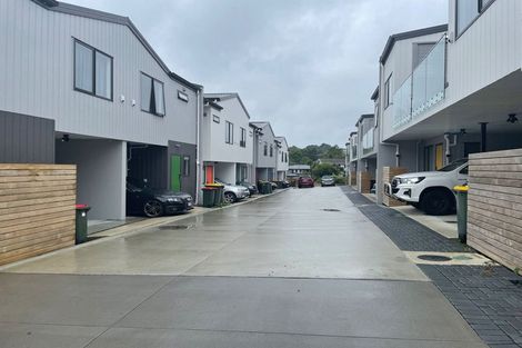 Photo of property in 1 Panga Place, Henderson, Auckland, 0612