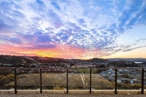 Photo of property in 9 Trysail Place, Whitby, Porirua, 5024