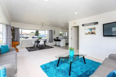 Photo of property in 7 Tukapa Street, Westown, New Plymouth, 4310