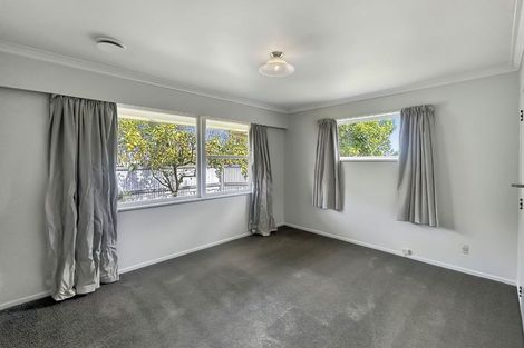 Photo of property in 2 Park Road, West End, Palmerston North, 4412