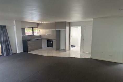 Photo of property in 12 Miller Road, Mangere Bridge, Auckland, 2022