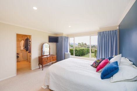 Photo of property in 144 Pacific Drive, Fitzherbert, Palmerston North, 4410