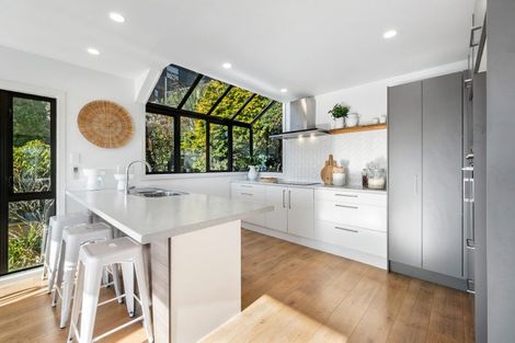 Photo of property in 8 Lookaway Place, Huntsbury, Christchurch, 8022