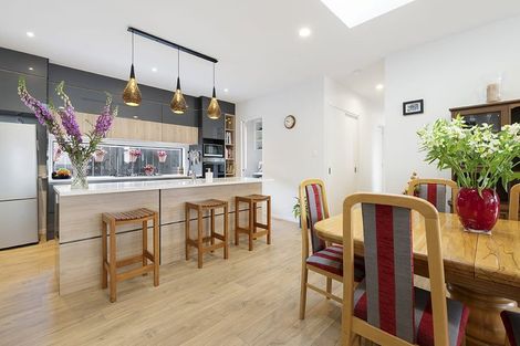 Photo of property in 29 Papa Orchard Drive, Kumeu, 0810