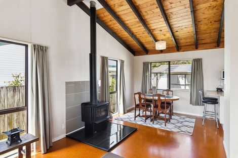 Photo of property in 6 Percival Road, Paraparaumu Beach, Paraparaumu, 5032