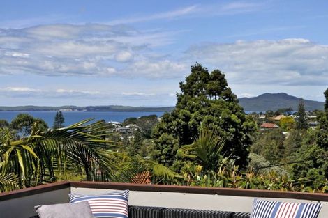 Photo of property in 68 Kowhai Road, Campbells Bay, Auckland, 0630