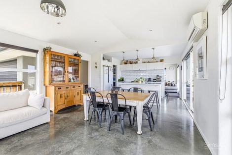 Photo of property in 9 Simon Street, Tawhero, Whanganui, 4501