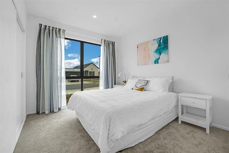 Photo of property in 2 Mataikokako Loop, Kawakawa Bay, 2585